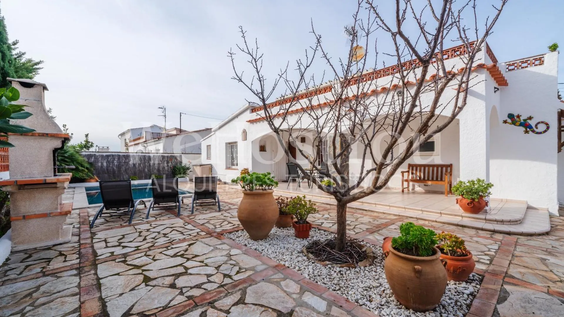 Wehostyou - Belle Maison Roses, Mas Bosca 12 Holiday home